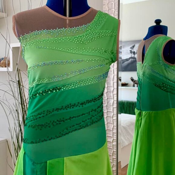 Green shadow dance dress - Picture 6 of 7